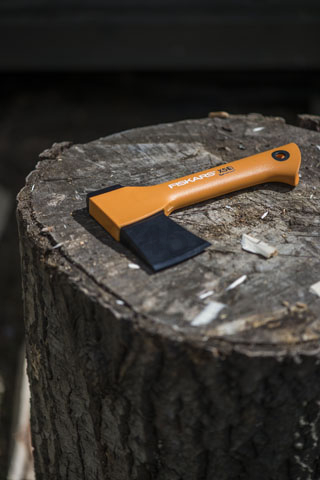 Топор туристический 0,6 кг FISKARS X5 121123 (1015617) - Фото 12