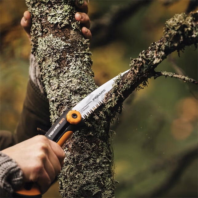 Набор инструмента (топор туристический X5 + нож + пила SW73) FISKARS (1057912) - Фото 22