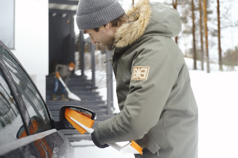 Щетка для снега со скребком FISKARS SnowXpert (1019352) - Фото 8