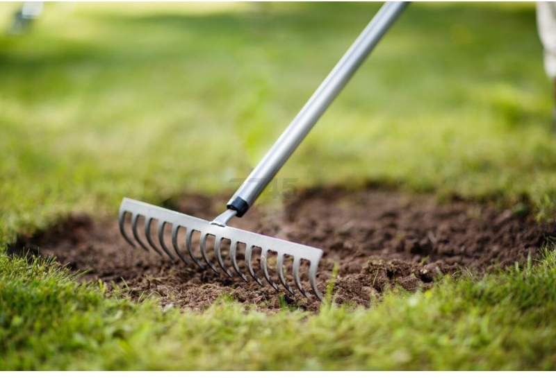 Грабли зубчатые FISKARS Ergonomic Soil (1077113) - Фото 4