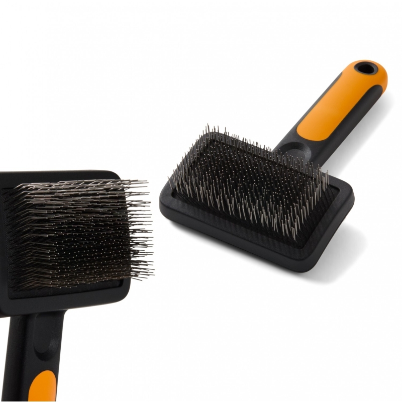 Щетка для шерсти PET FISKARS (2009138)