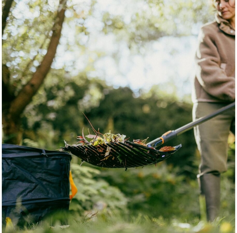 Грабли-лопата зубчатые FISKARS OneClick (1080681) - Фото 4