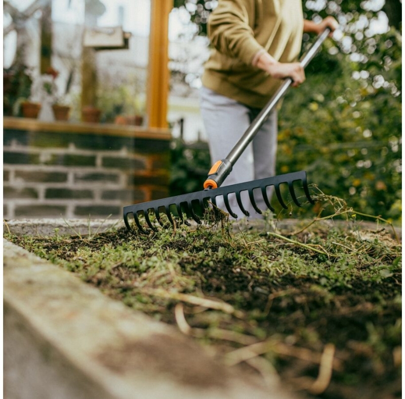 Грабли зубчатые FISKARS OneClick (1080678) - Фото 5